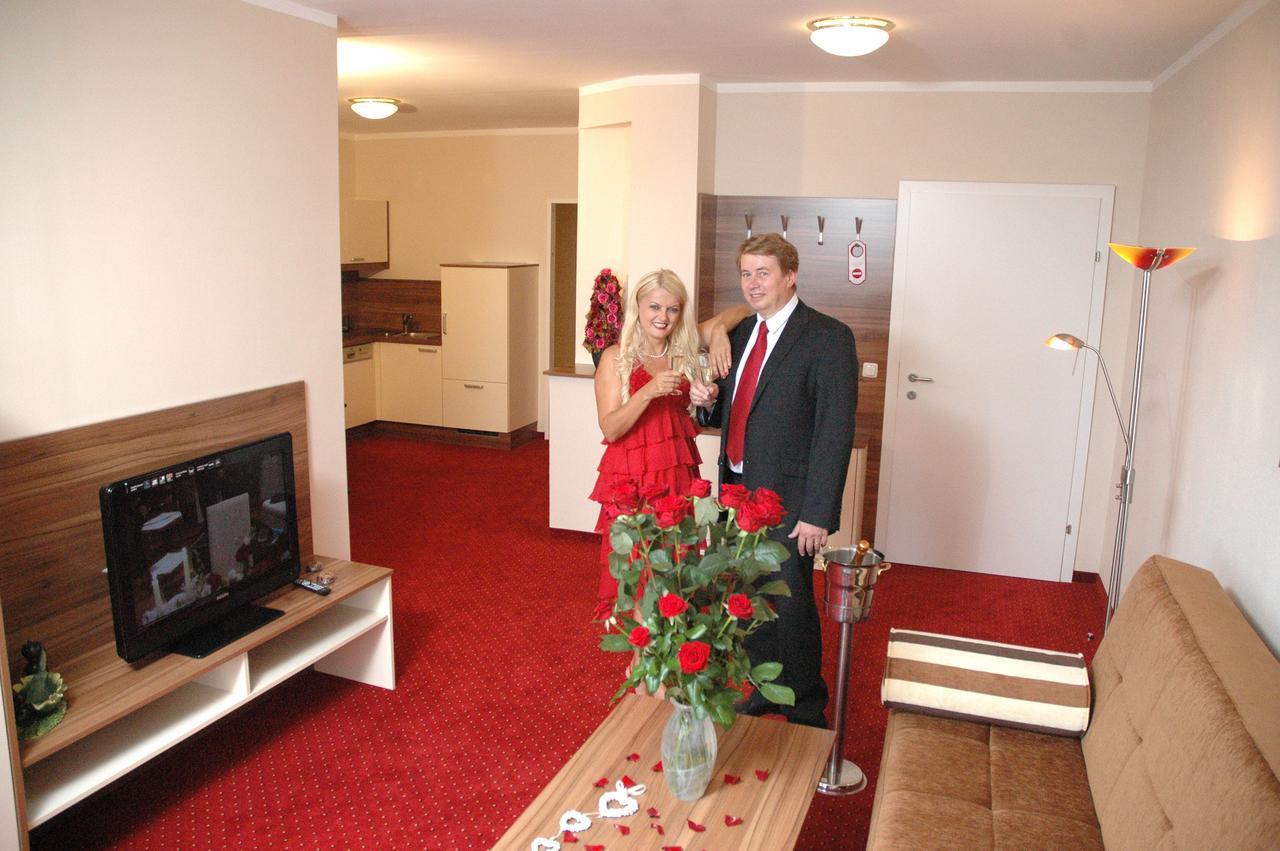 Hotel Garni Daniela Urich Schwanenstadt Eksteriør billede