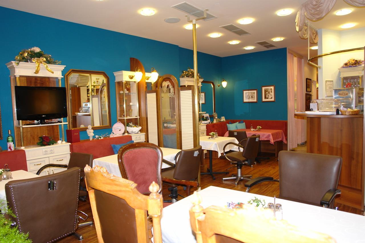 Hotel Garni Daniela Urich Schwanenstadt Eksteriør billede